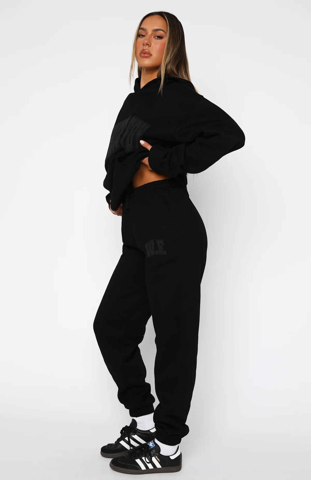 Decade Classics Varsity Sweatpants Black - Image 3