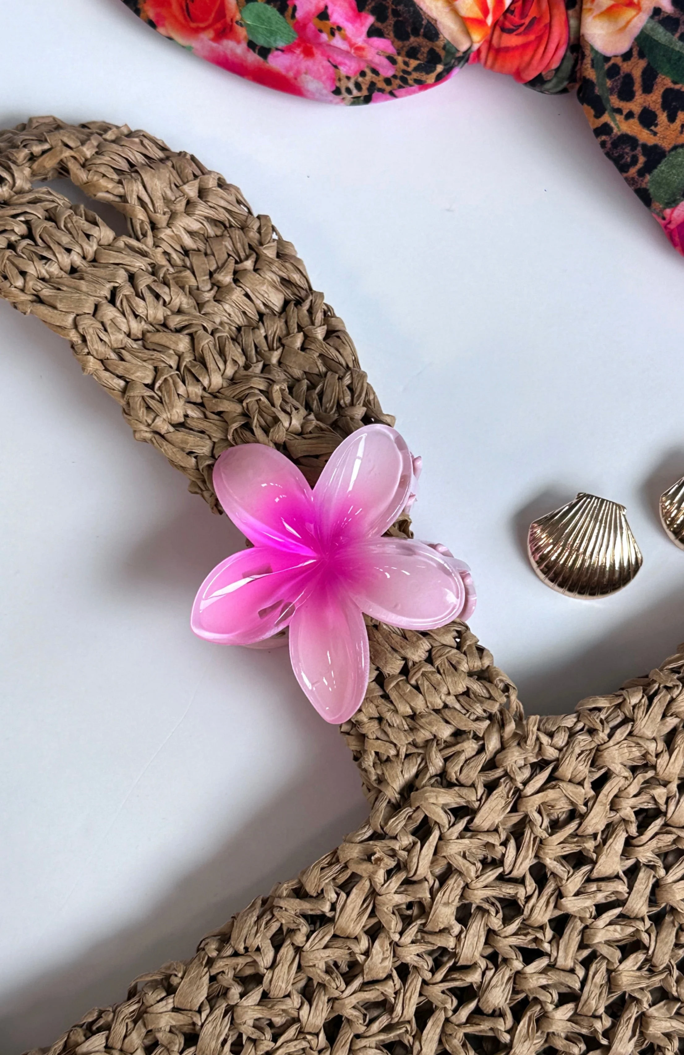 Floral Charm Hair Clip Pink - Image 3