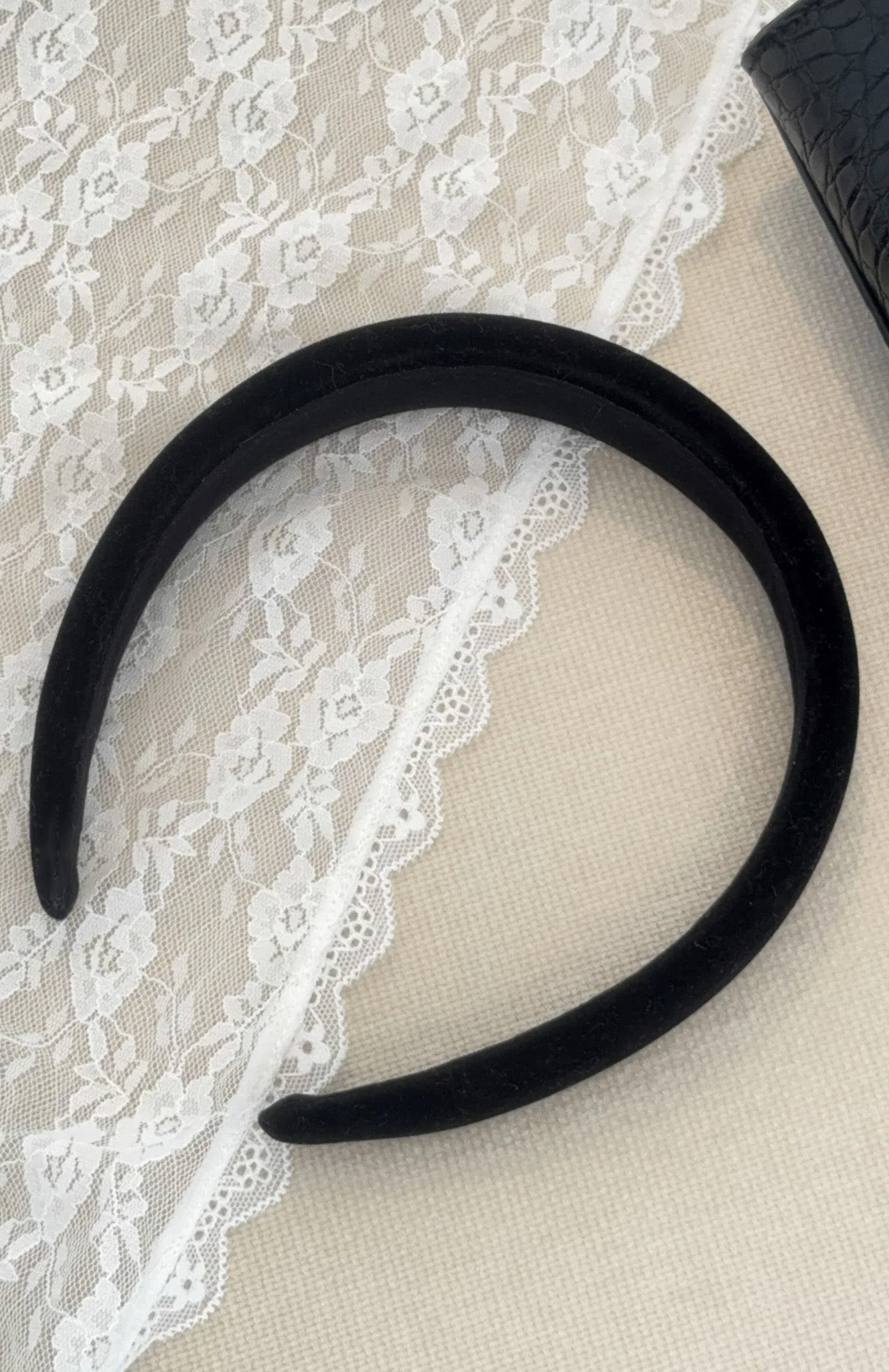 Libbi Headband Black - Image 4