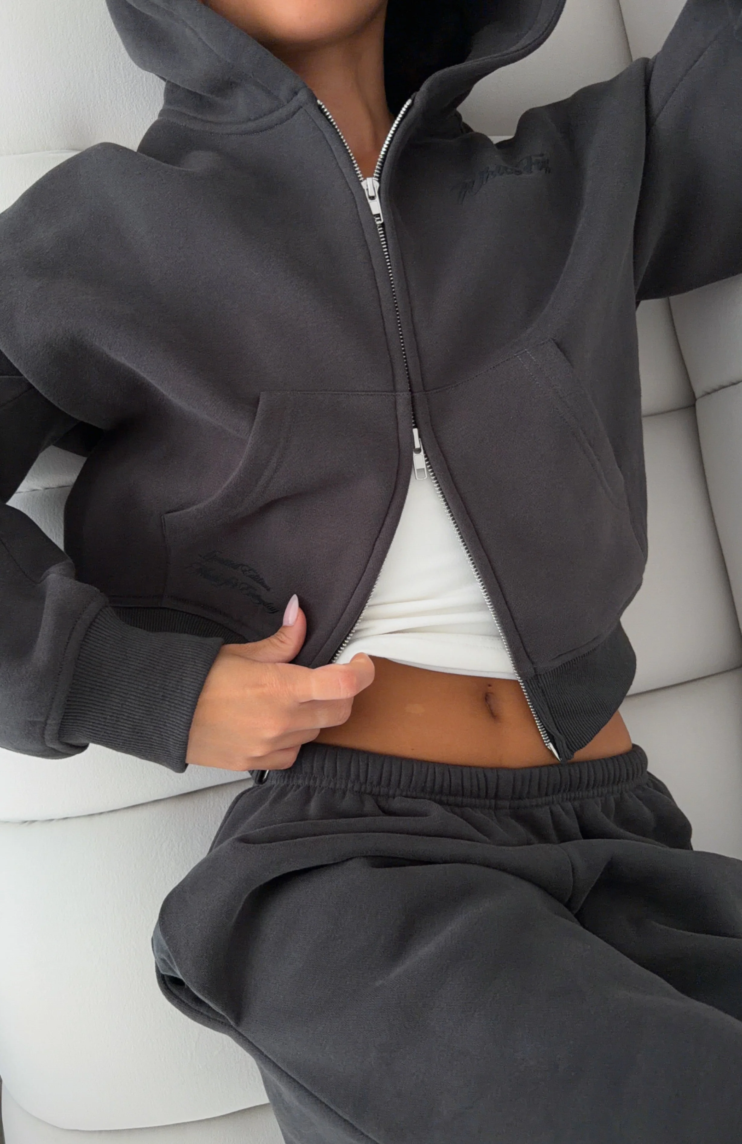 Studio 17 Willa Boxy Zip Front Hoodie Charcoal - Image 9