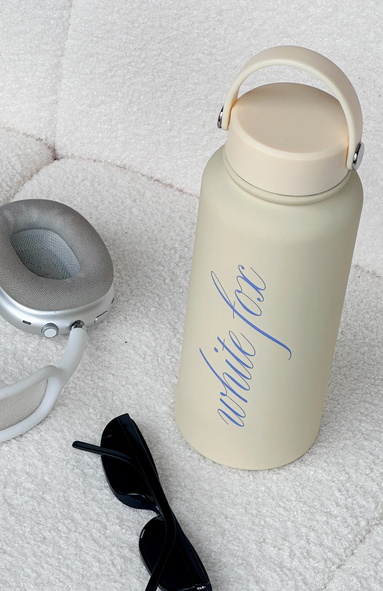 Work Out Drink Bottle 1L Cream/Blueberry - Image 3